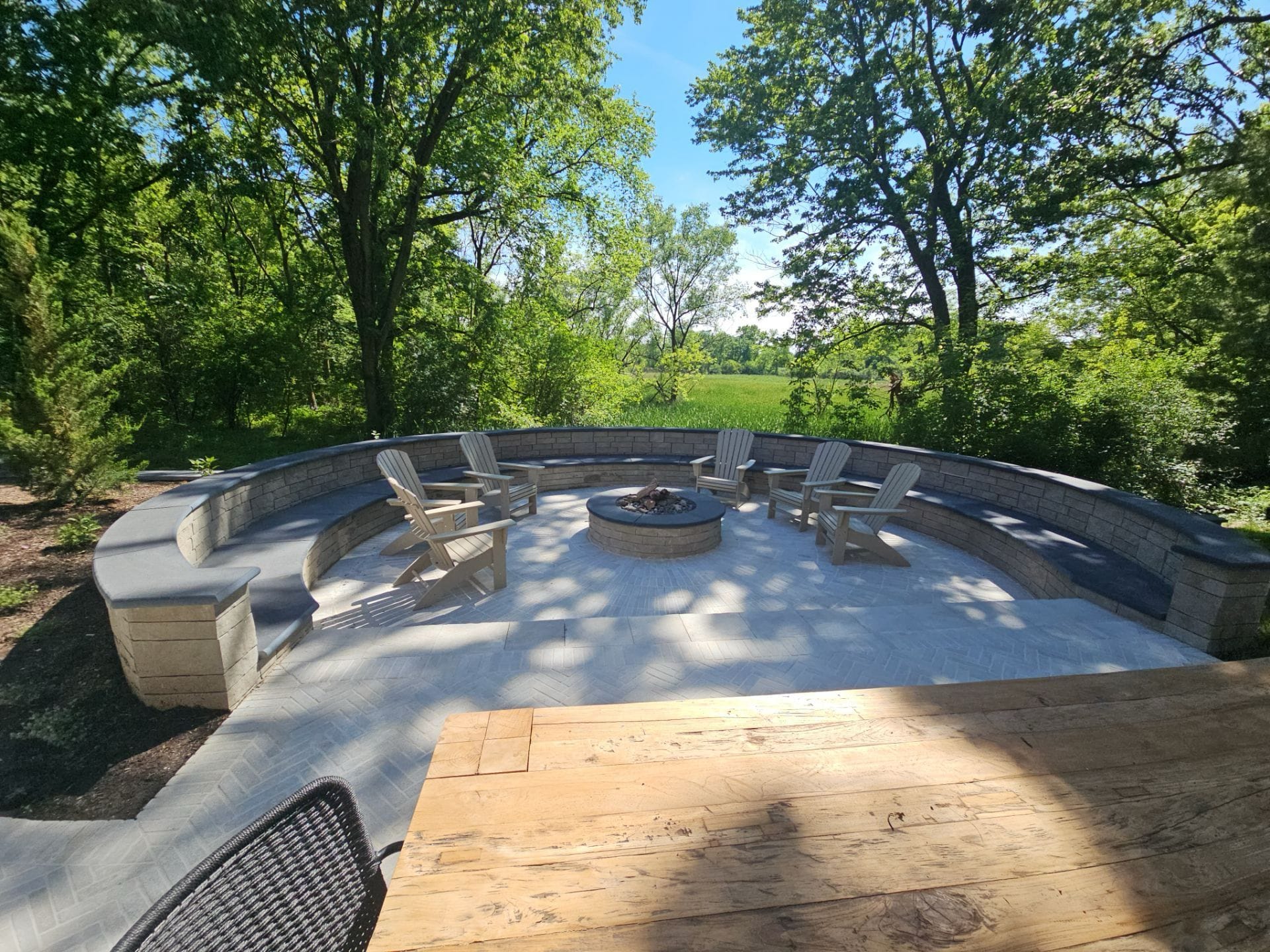 Fire pit patio with circular seating